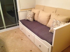 oar curtains and dog bed pillows 043