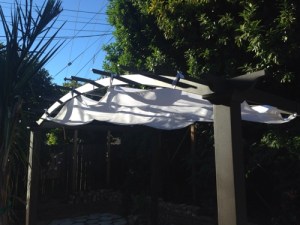 hacking-ikea-dyning-fabric-for-pergola.jpg