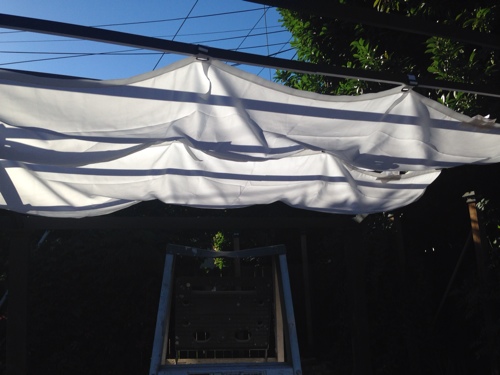 using-ikea-dyning-for-pergola-.jpg